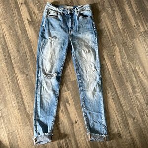 Kancan ultra high rise distressed light wash skinnies